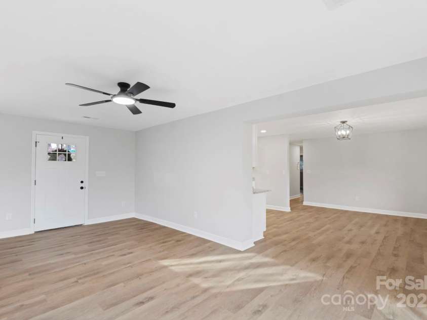 274 Hatley Circle, Concord, NC 28025.  MLS# CAR4309892, YatesRealty ID 991. 