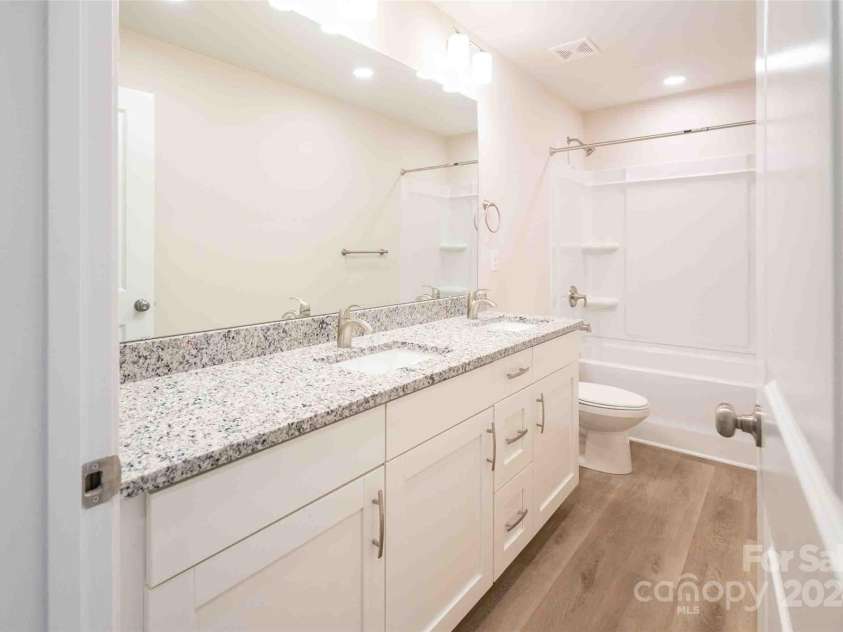 630 Smith Street, Mooresville, NC 28115.  MLS# CAR4206727, YatesRealty ID 991. 