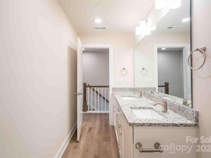 630 Smith Street, Mooresville, NC 28115.  MLS# CAR4206727, YatesRealty ID 991. 