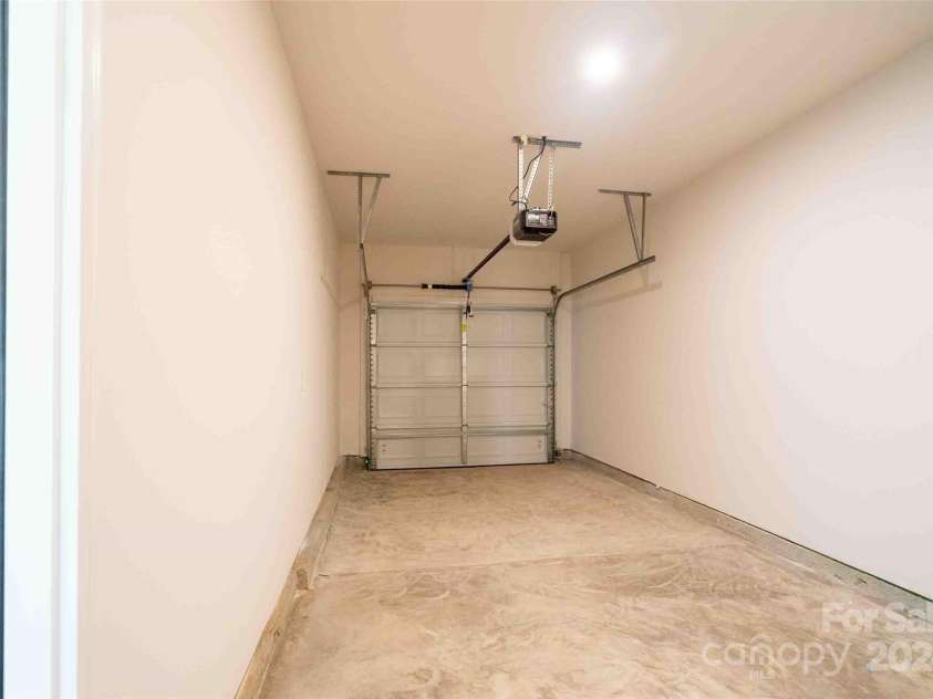 630 Smith Street, Mooresville, NC 28115.  MLS# CAR4206727, YatesRealty ID 991. 