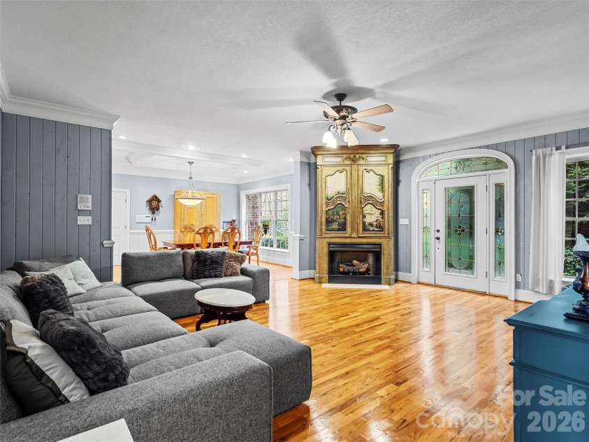 2983 Rockwood Drive, Lenoir, NC 28645.  MLS# CAR4324636, YatesRealty ID 9910. 