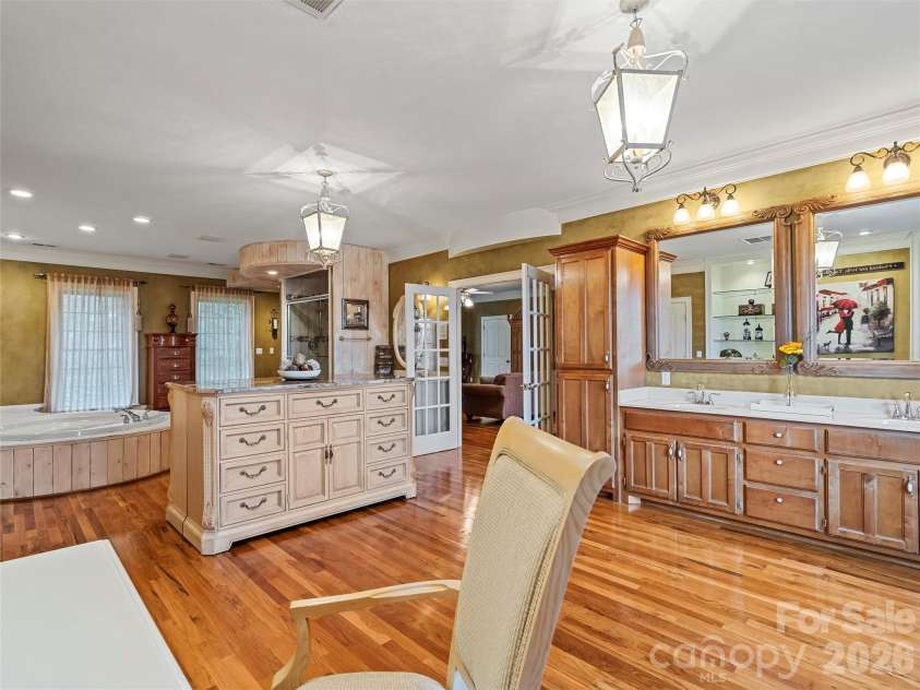 2983 Rockwood Drive, Lenoir, NC 28645.  MLS# CAR4324636, YatesRealty ID 9910. 