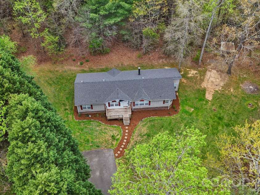 4669 River Trail Lane, Granite Falls, NC 28630.  MLS# CAR4364980, YatesRealty ID 9910. 