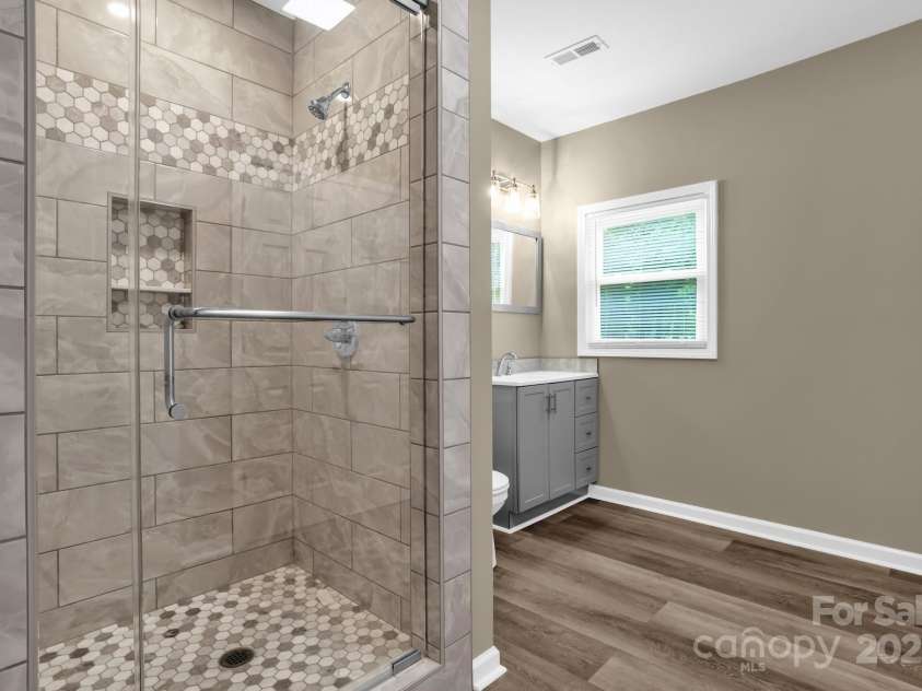 105 Baldwin Avenue, Kannapolis, NC 28083.  MLS# CAR4249404, YatesRealty ID 9912. 