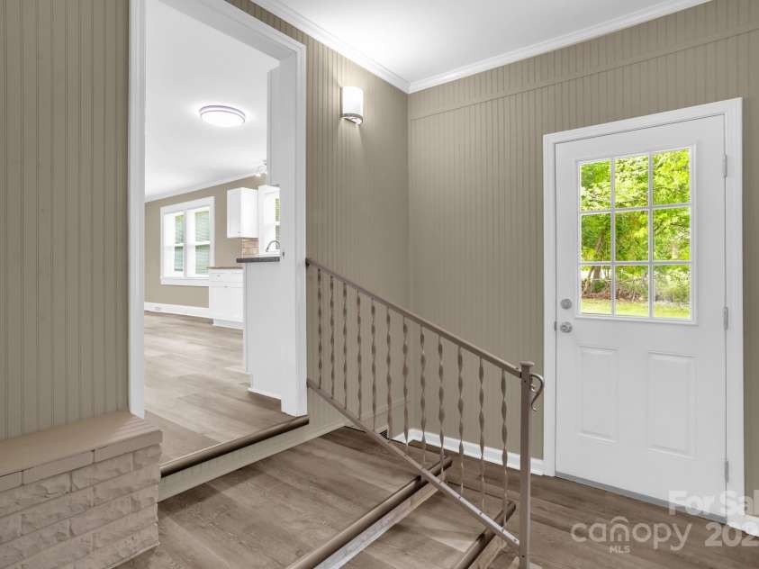 105 Baldwin Avenue, Kannapolis, NC 28083.  MLS# CAR4249404, YatesRealty ID 9912. 