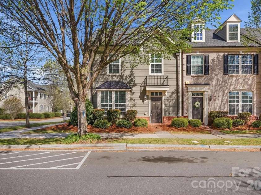 22334 Market Street, Cornelius, NC 28031.  MLS# CAR4363349, YatesRealty ID 9912. 