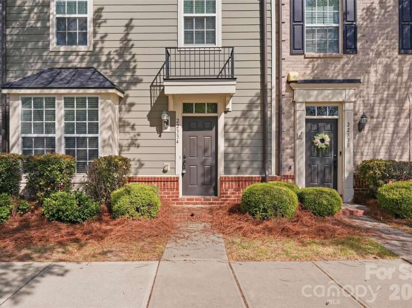 22334 Market Street, Cornelius, NC 28031.  MLS# CAR4363349, YatesRealty ID 9912. 