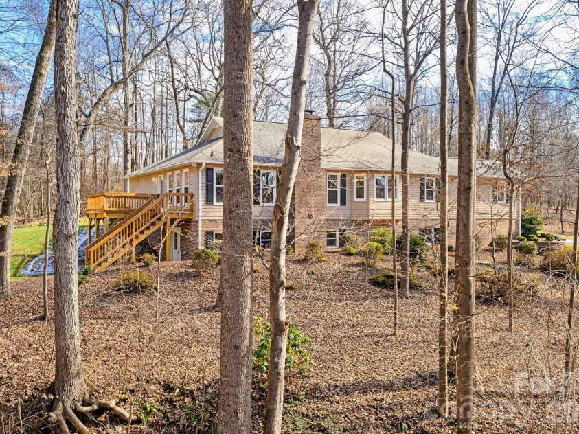 109 Normandy Avenue, Boonville, NC 27011.  MLS# CAR4362236, YatesRealty ID 9913. 