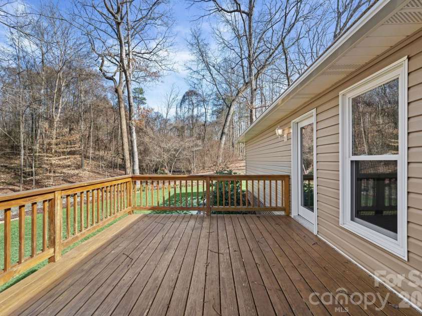 109 Normandy Avenue, Boonville, NC 27011.  MLS# CAR4362236, YatesRealty ID 9913. 