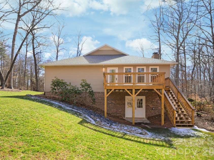 109 Normandy Avenue, Boonville, NC 27011.  MLS# CAR4362236, YatesRealty ID 9913. 