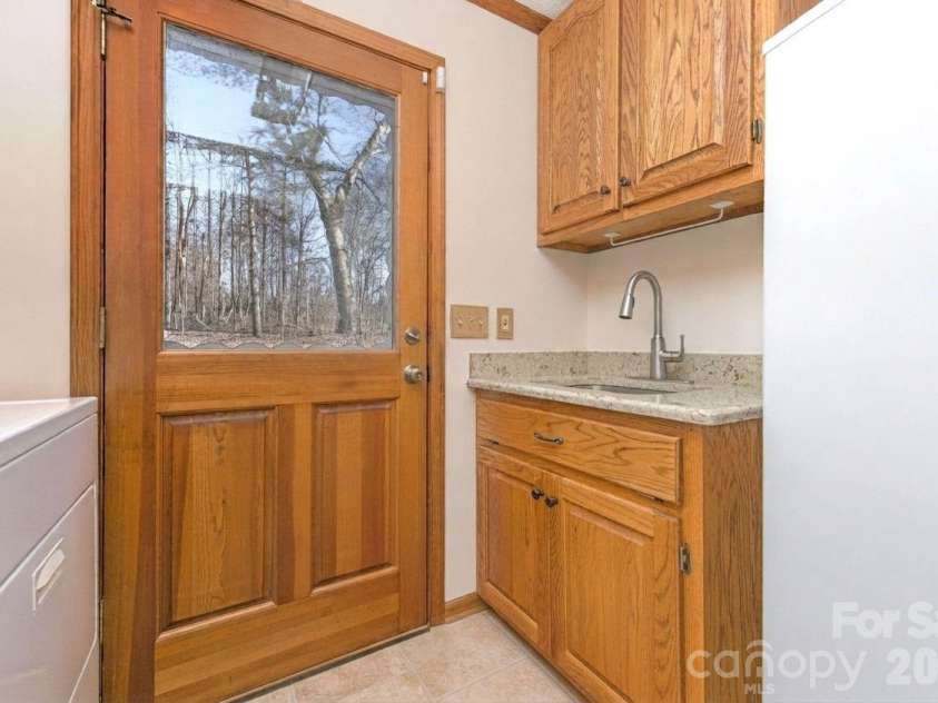109 Normandy Avenue, Boonville, NC 27011.  MLS# CAR4362236, YatesRealty ID 9913. 