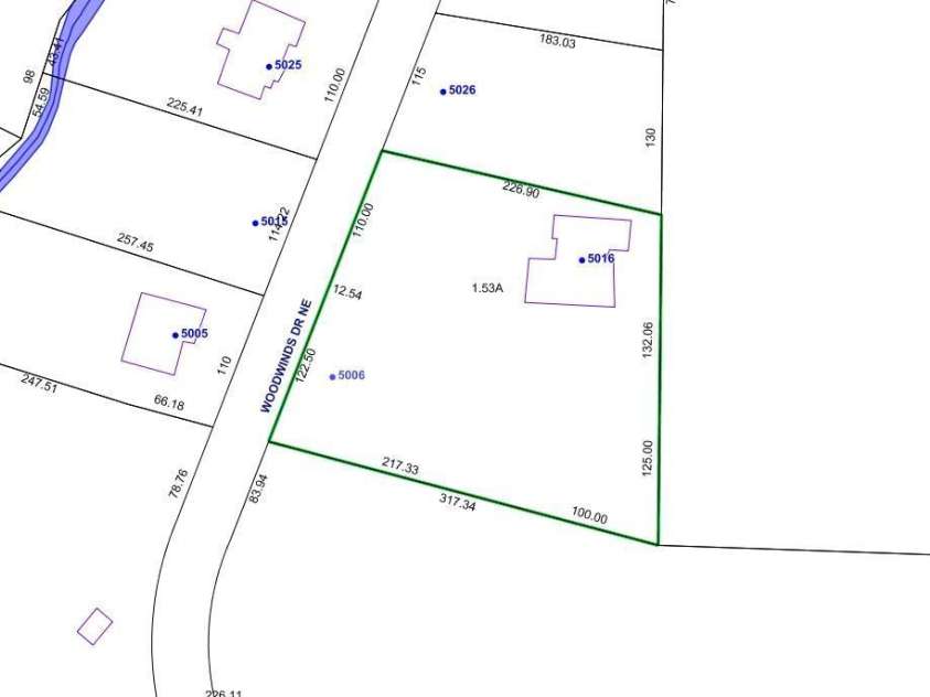 5016 Woodwinds Drive, Hickory, NC 28601.  MLS# CAR4245844, YatesRealty ID 9914. 