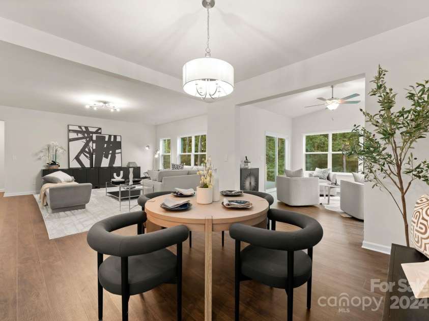 6034 Jepson Court, Charlotte, NC 28214.  MLS# CAR4174368, YatesRealty ID 9915. 