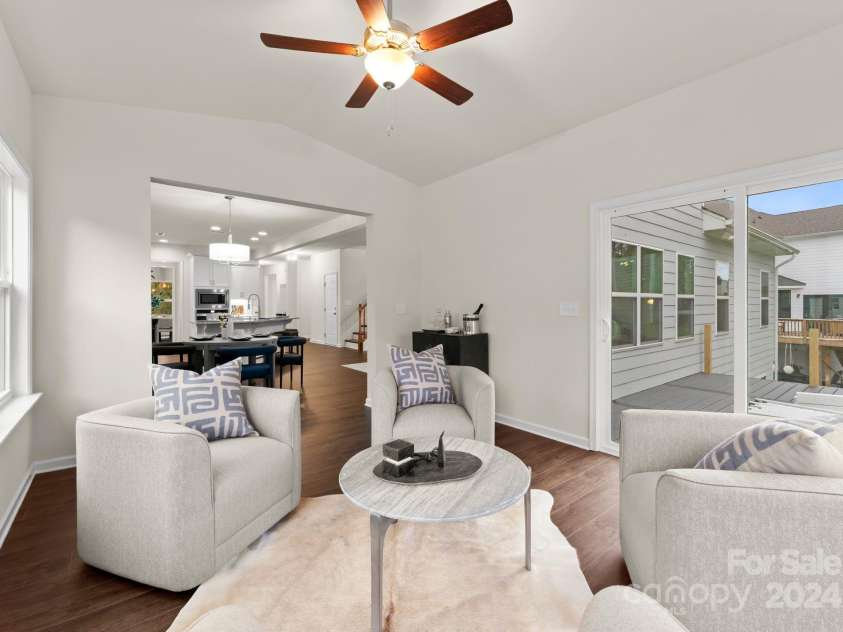 6034 Jepson Court, Charlotte, NC 28214.  MLS# CAR4174368, YatesRealty ID 9915. 