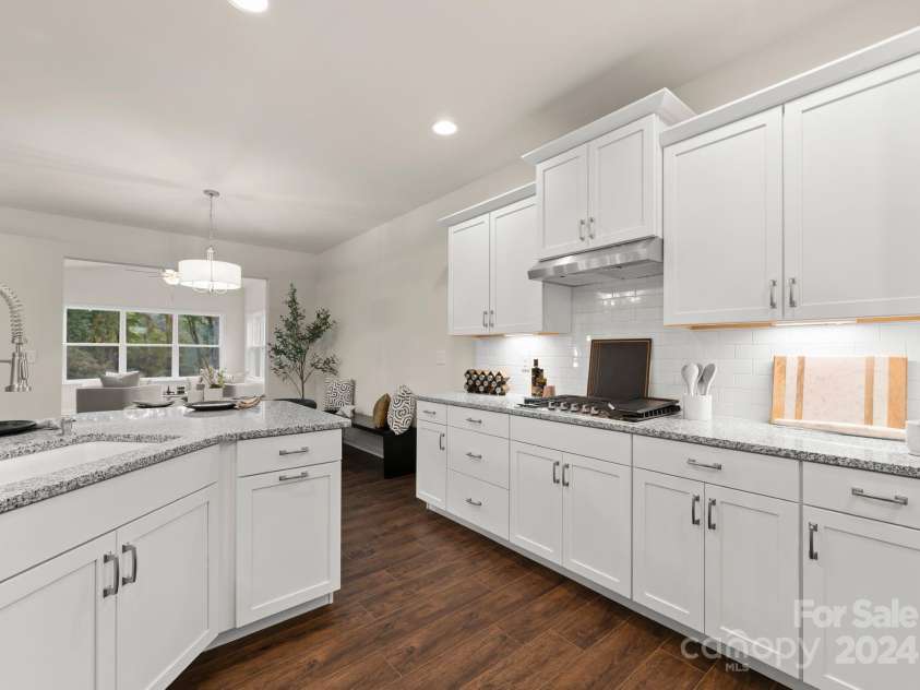 6034 Jepson Court, Charlotte, NC 28214.  MLS# CAR4174368, YatesRealty ID 9915. 