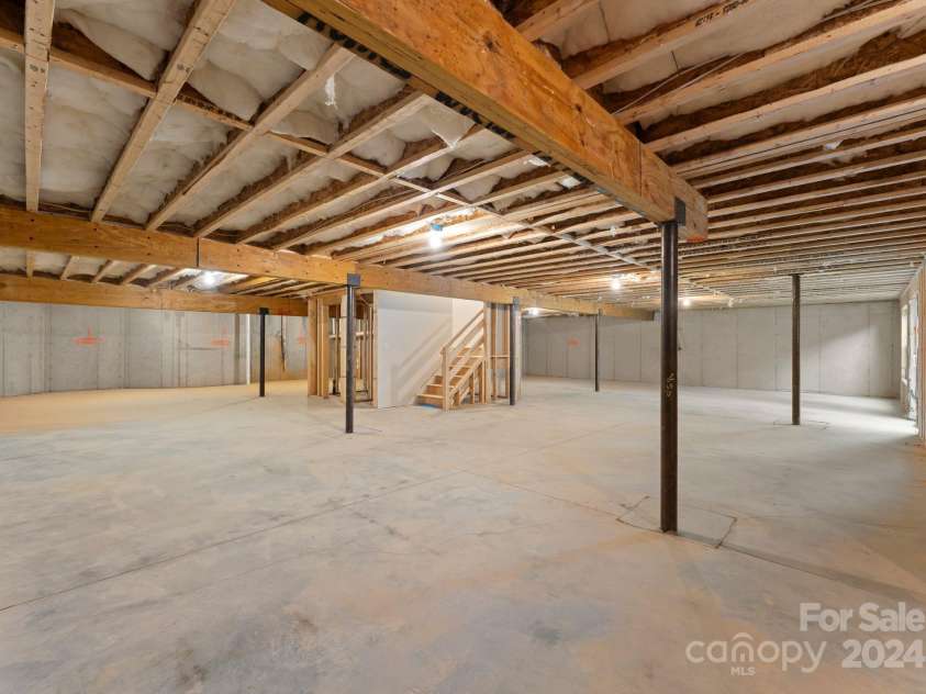 6034 Jepson Court, Charlotte, NC 28214.  MLS# CAR4174368, YatesRealty ID 9915. 