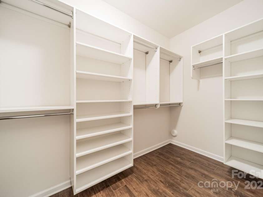 6034 Jepson Court, Charlotte, NC 28214.  MLS# CAR4292167, YatesRealty ID 9915. 1 of the 2 Custom Primary Walk-in Closets