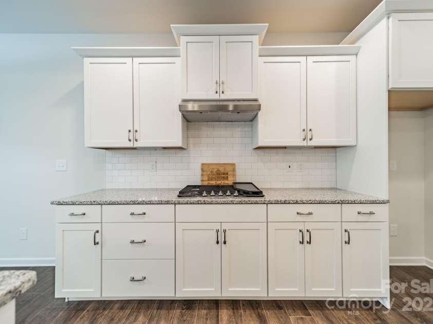 6034 Jepson Court, Charlotte, NC 28214.  MLS# CAR4292167, YatesRealty ID 9915. Kitchen