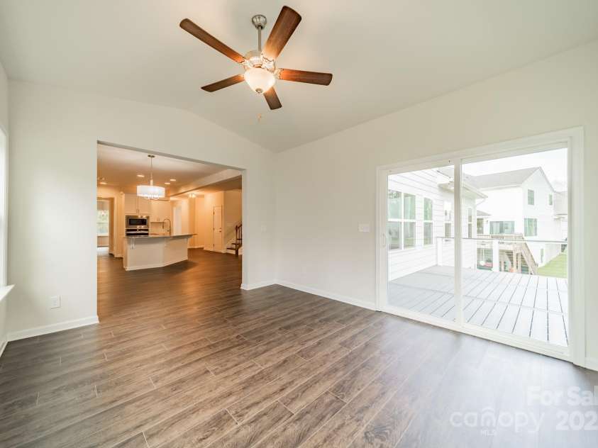 6034 Jepson Court, Charlotte, NC 28214.  MLS# CAR4292167, YatesRealty ID 9915. Sunroom