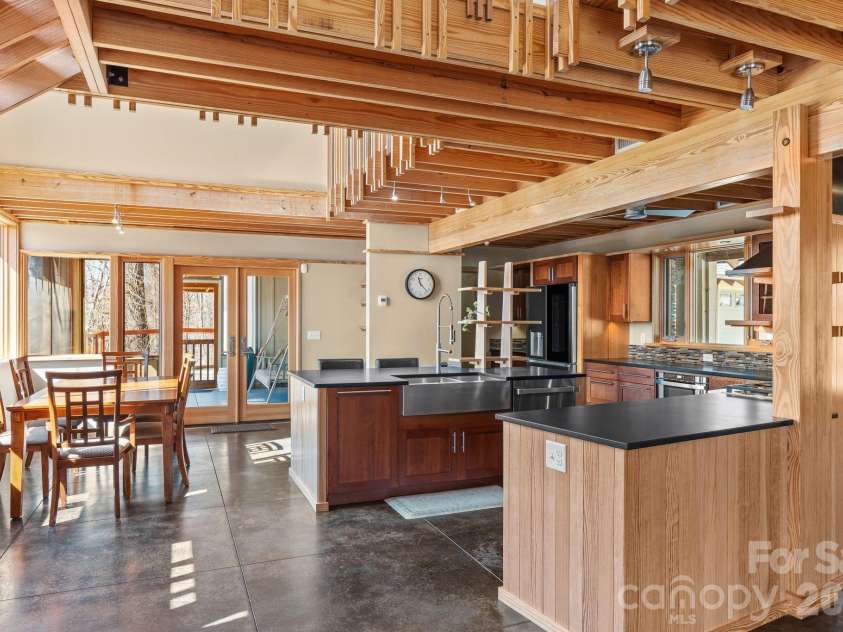 588 Long Branch Road, Swannanoa, NC 28778.  MLS# CAR4364788, YatesRealty ID 9917. 