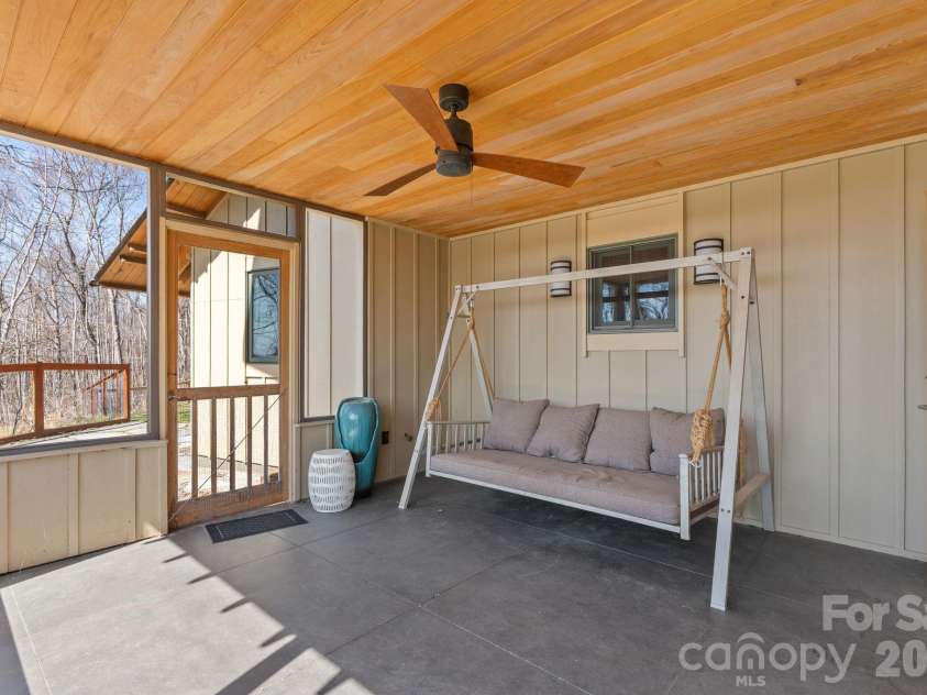 588 Long Branch Road, Swannanoa, NC 28778.  MLS# CAR4364788, YatesRealty ID 9917. 