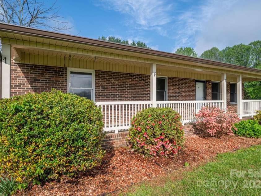 1663 Smyre Farm Road, Newton, NC 28658.  MLS# CAR4243966, YatesRealty ID 9918. 