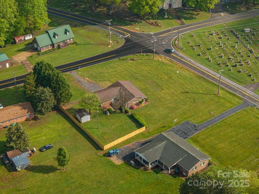 1663 Smyre Farm Road, Newton, NC 28658.  MLS# CAR4243966, YatesRealty ID 9918. 