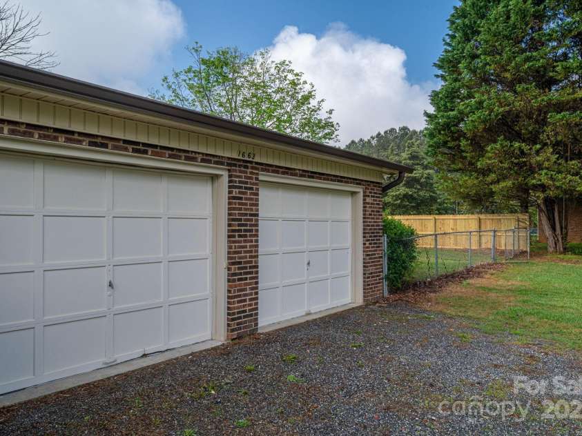 1663 Smyre Farm Road, Newton, NC 28658.  MLS# CAR4243966, YatesRealty ID 9918. 