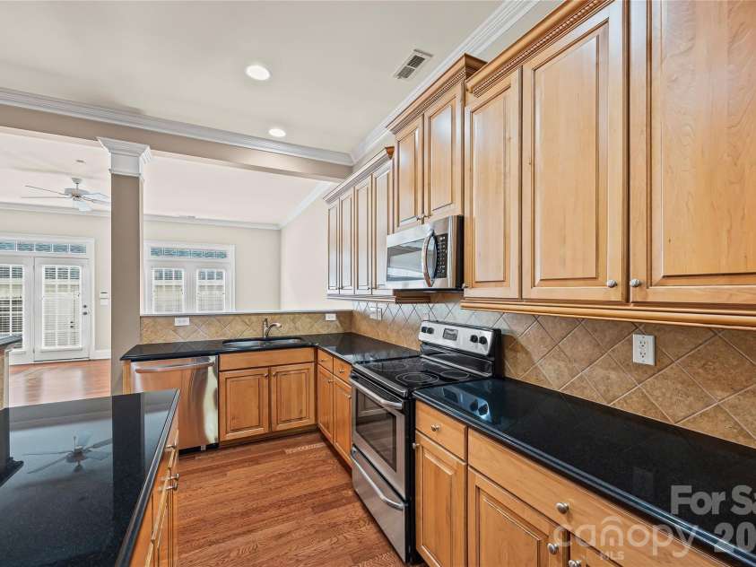8408 Indigo Row, Charlotte, NC 28277.  MLS# CAR4346123, YatesRealty ID 9918. 