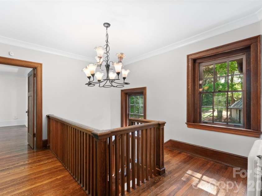 30 Cedarcliff Road, Asheville, NC 28803.  MLS# CAR4358152, YatesRealty ID 9919. 
