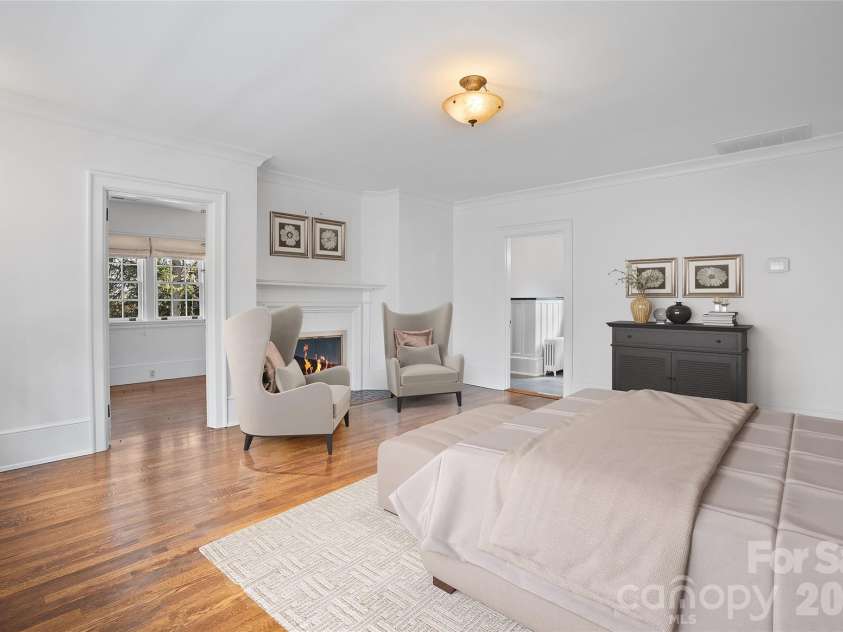 30 Cedarcliff Road, Asheville, NC 28803.  MLS# CAR4358152, YatesRealty ID 9919. Virtually Staged