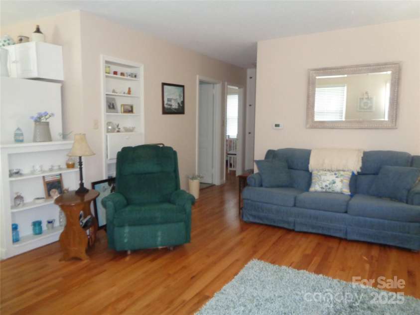 230 Leisure Lane, Waynesville, NC 28786.  MLS# CAR4326060, YatesRealty ID 992. 