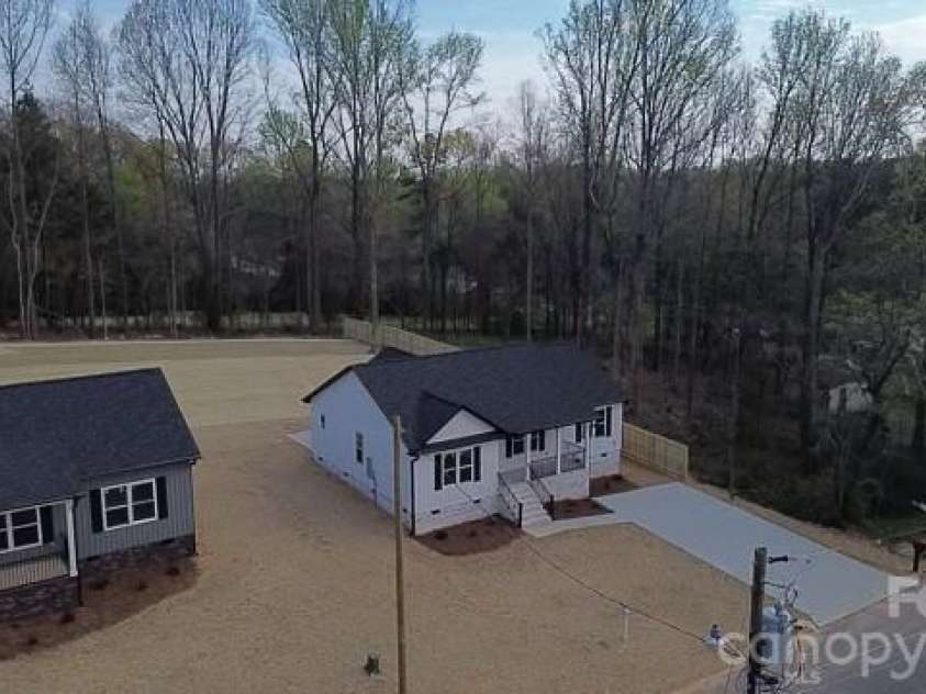 5051 Macon Street, Kannapolis, NC 28081.  MLS# CAR4363260, YatesRealty ID 9920. 