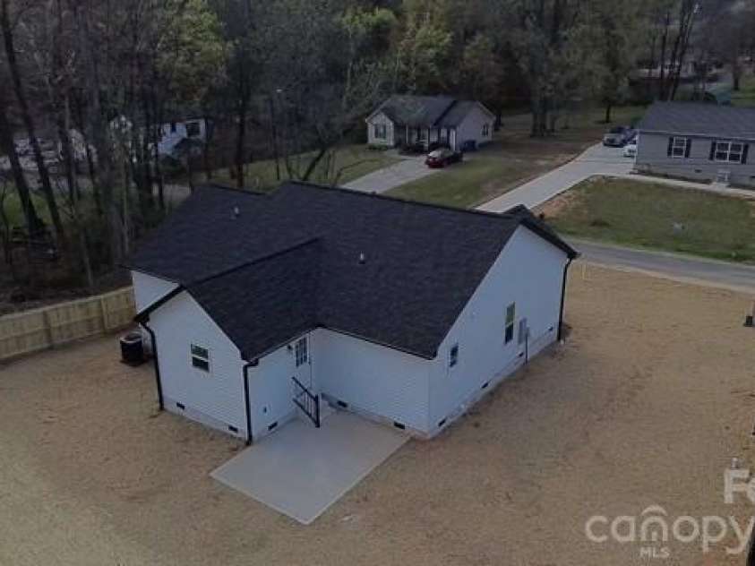 5051 Macon Street, Kannapolis, NC 28081.  MLS# CAR4363260, YatesRealty ID 9920. 