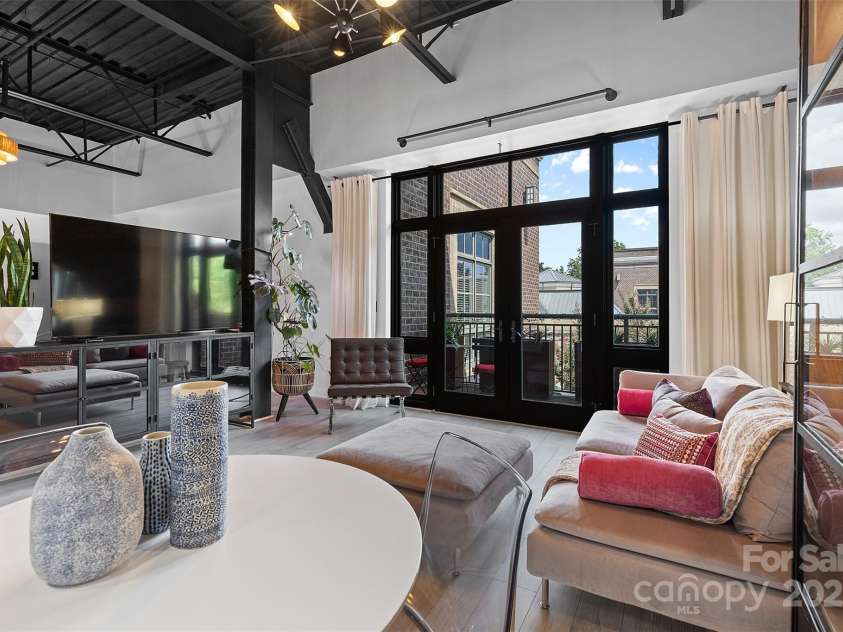720 Governor Morrison Street, Charlotte, NC 28211.  MLS# CAR4267884, YatesRealty ID 9920. 