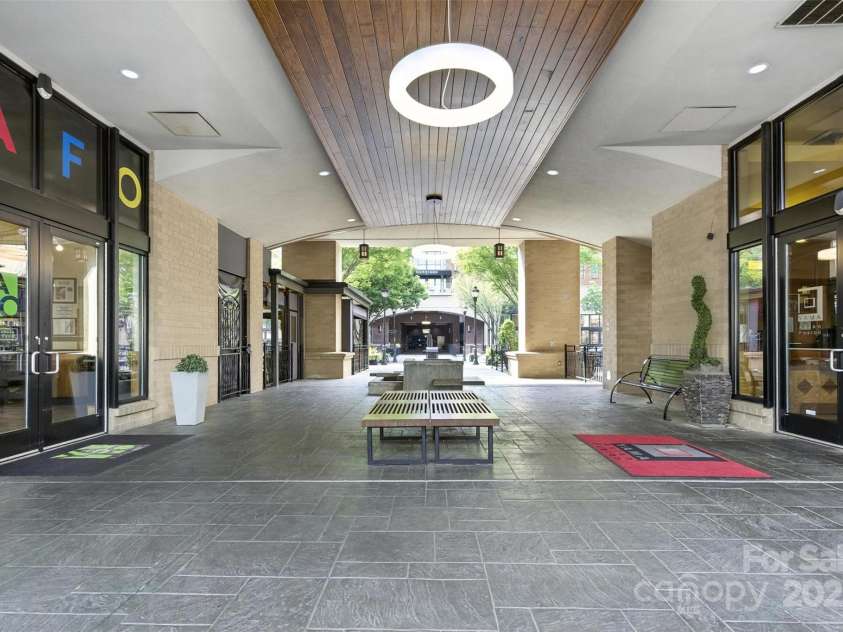 720 Governor Morrison Street, Charlotte, NC 28211.  MLS# CAR4267884, YatesRealty ID 9920. 