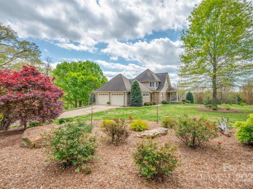 460 Dave Sims Road, Rutherfordton, NC 28139.  MLS# CAR4245147, YatesRealty ID 9921. Side of Home