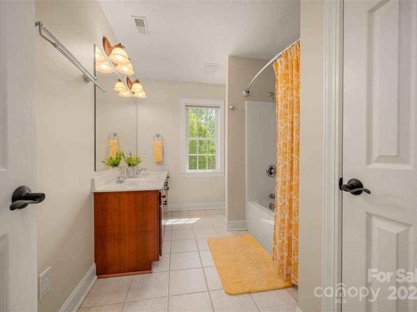 460 Dave Sims Road, Rutherfordton, NC 28139.  MLS# CAR4245147, YatesRealty ID 9921. Upstairs Bathroom