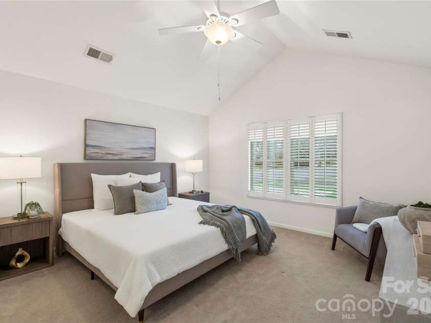 2444 Coltsview Lane, Matthews, NC 28105.  MLS# CAR4350705, YatesRealty ID 9922. 