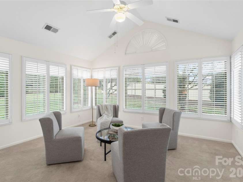 2444 Coltsview Lane, Matthews, NC 28105.  MLS# CAR4350705, YatesRealty ID 9922. 