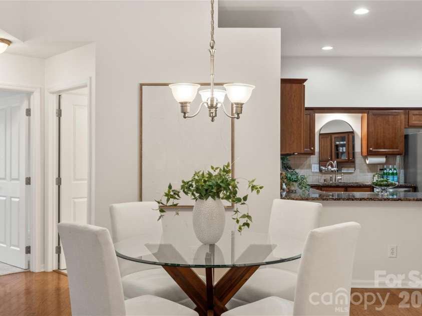 2444 Coltsview Lane, Matthews, NC 28105.  MLS# CAR4350705, YatesRealty ID 9922. 