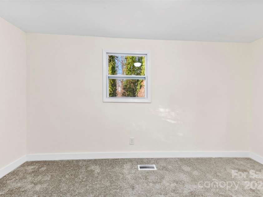 2706 Booker Street, Gastonia, NC 28054.  MLS# CAR4281899, YatesRealty ID 9922. 