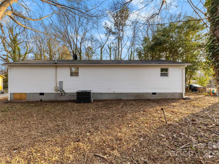 2706 Booker Street, Gastonia, NC 28054.  MLS# CAR4281899, YatesRealty ID 9922. 
