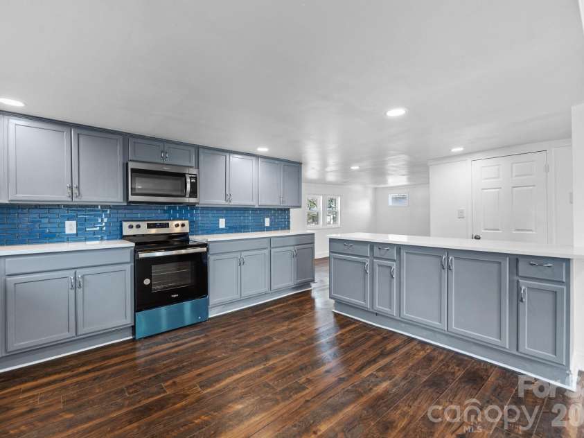 306 Ridge Street, Stanley, NC 28164.  MLS# CAR4362531, YatesRealty ID 9924. 