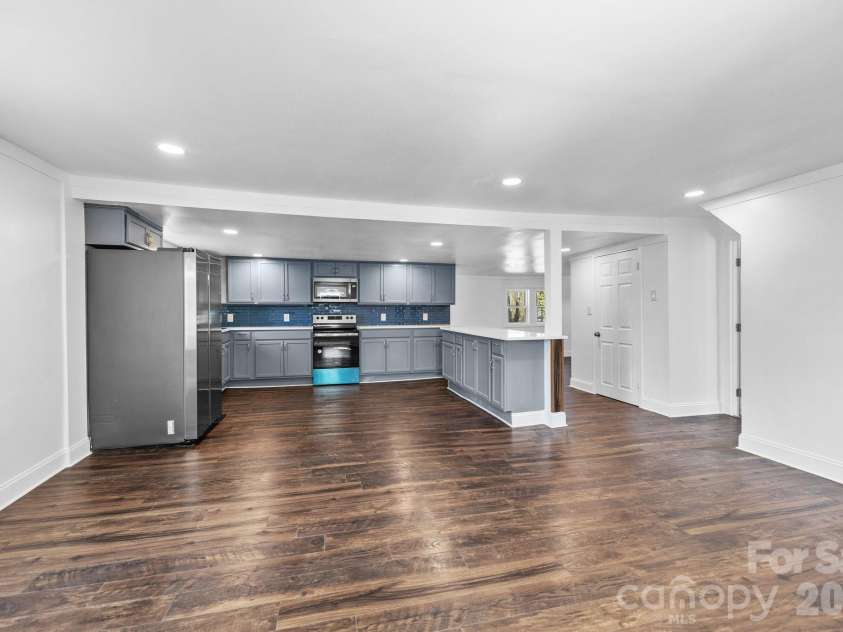 306 Ridge Street, Stanley, NC 28164.  MLS# CAR4362531, YatesRealty ID 9924. 