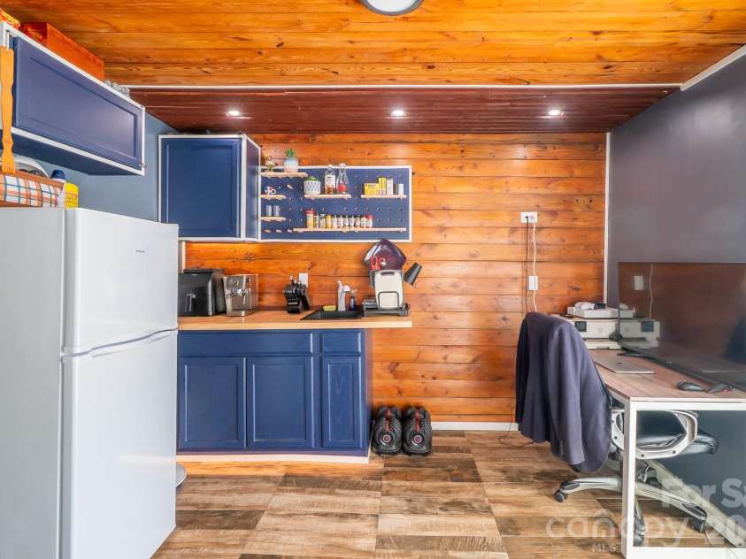 306 Ridge Street, Stanley, NC 28164.  MLS# CAR4362531, YatesRealty ID 9924. 