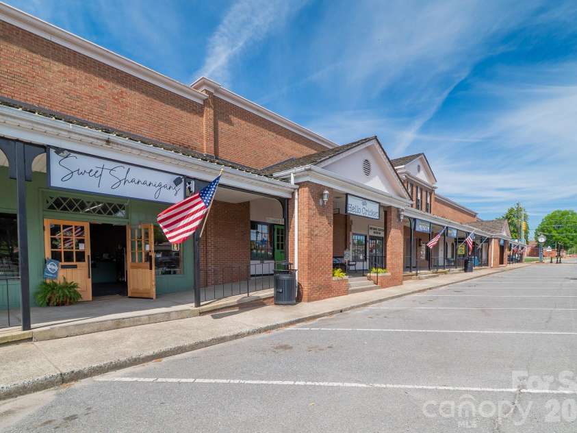 306 Ridge Street, Stanley, NC 28164.  MLS# CAR4362531, YatesRealty ID 9924. 