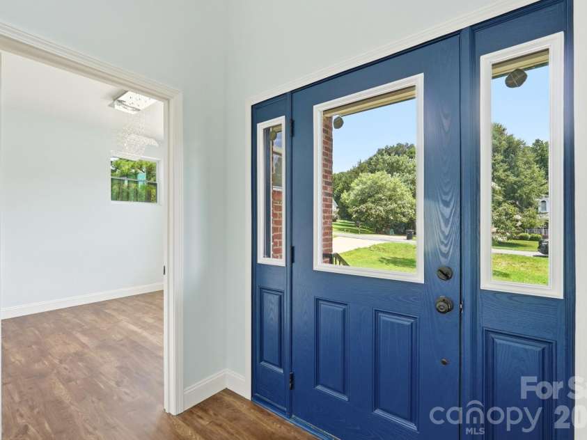 114 Strawberry Court, Lincolnton, NC 28092.  MLS# CAR4352512, YatesRealty ID 9926. 
