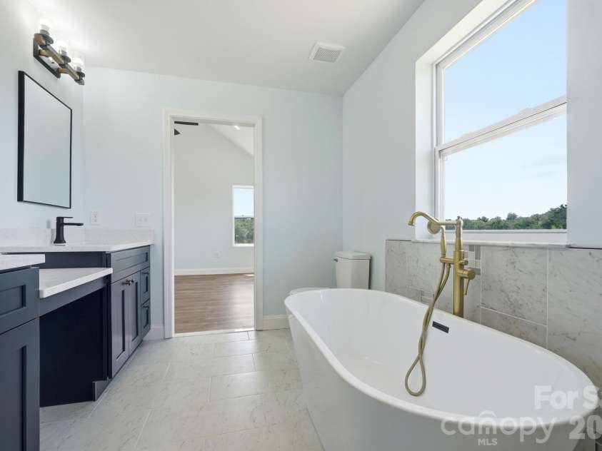 114 Strawberry Court, Lincolnton, NC 28092.  MLS# CAR4352512, YatesRealty ID 9926. 