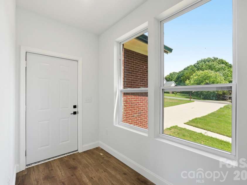 114 Strawberry Court, Lincolnton, NC 28092.  MLS# CAR4352512, YatesRealty ID 9926. 